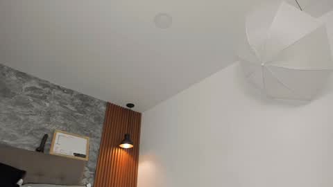 Aaron Ezequiel online show from January 2025 02:19:01 PM