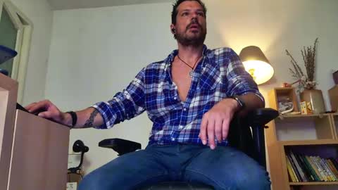 Aaron online show from May 2026 12:51:02 AM