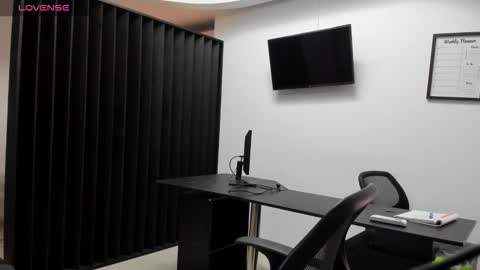 Snapshot of aaronhunter__ chatting on March 2026 01:48:02 PM ig aaron hunter123 online show from March 2026 01:48:02 PM