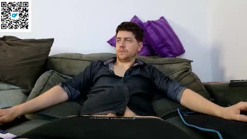 Snapshot of aaronlegend chatting on October 2025 08:29:02 PM Aaron online show from October 2025 08:29:02 PM