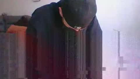 aaronm7907 online show from October 2025 10:43:01 PM