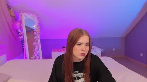 Snapshot of aataraxx chatting on February 2025 08:29:01 AM Fiona and Harry online show from February 2025 08:29:01 AM