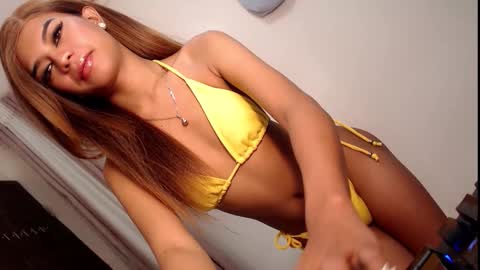 Snapshot of aaysia chatting on October 2025 07:25:02 PM AYISHA online show from October 2025 07:25:02 PM