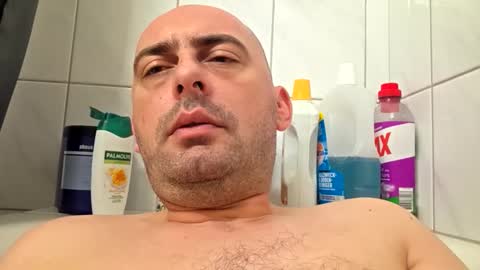 abas1986 online show from December 2025 10:08:02 AM