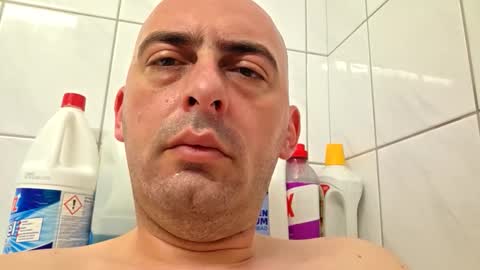 Snapshot of abas1986 chatting on April 2026 08:09:02 AM abas1986 online show from April 2026 08:09:02 AM