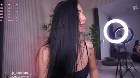 Snapshot of abbela_white chatting on January 2025 12:52:01 PM Alexa online show from January 2025 12:52:01 PM