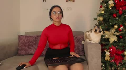 Abbey  IG abby allenn  04 December Online at  I will be on vacation dont forget me  See you soon   online show from December 2024 12:01:01 AM