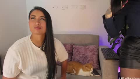 Abbey  IG abby allenn  04 December Online at  I will be on vacation dont forget me  See you soon   online show from January 2025 11:35:02 PM