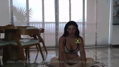 Snapshot of abbeykhaled chatting on December 2024 12:27:02 PM Abi online show from December 2024 12:27:02 PM
