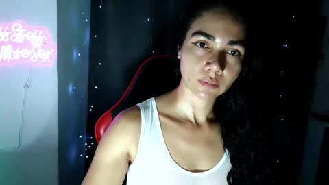 Snapshot of abbi_moon chatting on November 2025 01:51:01 PM Martina online show from November 2025 01:51:01 PM