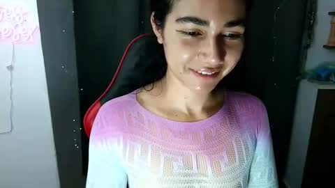 Snapshot of abbi_moon chatting on November 2025 12:39:02 PM Martina online show from November 2025 12:39:02 PM