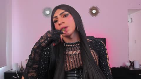 Snapshot of abbigaiil_fuster_ chatting on January 2025 08:12:01 PM Abbigail Fuster online show from January 2025 08:12:01 PM