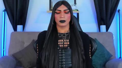 Abbigail Fuster  online show from May 2026 10:33:01 AM