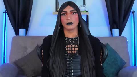 Abbigail Fuster  online show from May 2026 10:33:02 AM