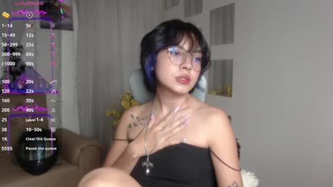 Snapshot of abbiross chatting on January 2025 07:24:01 PM Abbi online show from January 2025 07:24:01 PM