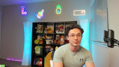 Snapshot of abbuddy920236 chatting on January 2025 05:34:01 AM buddy online show from January 2025 05:34:01 AM