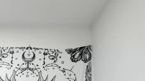 Snapshot of abby_and_lana chatting on March 2026 12:47:01 AM ABBY LANNA online show from March 2026 12:47:01 AM