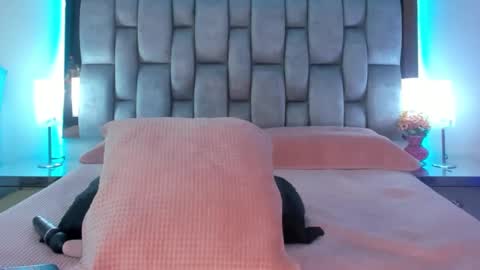 Snapshot of abby_blue01 chatting on February 2025 02:42:02 AM abby_blue01 online show from February 2025 02:42:02 AM