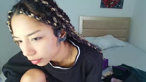 Snapshot of abby_dove1 chatting on December 2024 05:35:02 PM Lucia online show from December 2024 05:35:02 PM