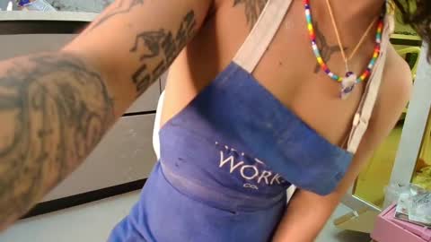 Snapshot of abby_dove1 chatting on February 2025 04:22:01 PM Lucia online show from February 2025 04:22:01 PM