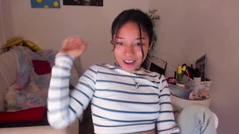 Snapshot of abby_dove1 chatting on February 2025 03:05:02 PM Lucia online show from February 2025 03:05:02 PM