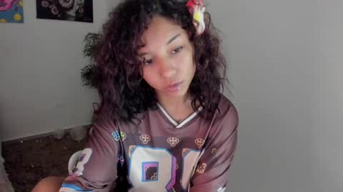 Snapshot of abby_dove1 chatting on March 2025 05:38:02 PM Lucia online show from March 2025 05:38:02 PM