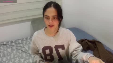 Snapshot of abby_jensen chatting on September 2025 03:21:02 AM abby jense online show from September 2025 03:21:02 AM