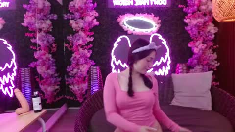 Snapshot of abby_kartman chatting on March 2026 09:51:01 PM Abby online show from March 2026 09:51:01 PM