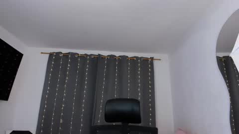 Snapshot of abby_parker1 chatting on October 2025 11:10:02 PM Abby online show from October 2025 11:10:02 PM