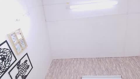 Abby online show from September 2025 07:04:01 PM