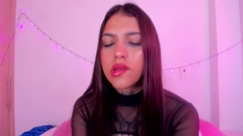 abby_rousee online show from October 2025 04:16:01 PM