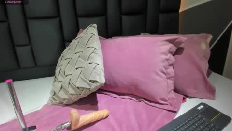 abbyadams23 online show from February 2025 02:31:01 AM