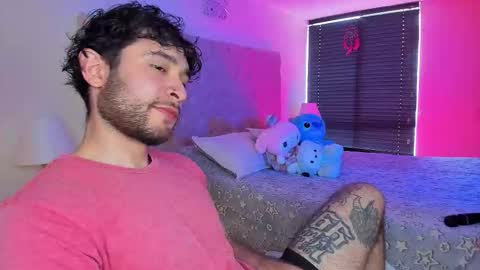 Snapshot of abbyandchris1 chatting on October 2025 05:21:01 PM START TRANSMISSION ---- AM COLOMBIA TIME online show from October 2025 05:21:01 PM