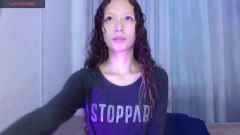 abbycute online show from December 2025 01:27:01 PM