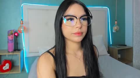 Snapshot of abbydixon1 chatting on February 2025 03:12:01 AM Abby Dixon online show from February 2025 03:12:01 AM