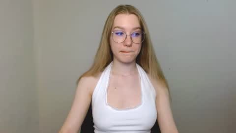 Snapshot of abbymoore__ chatting on July 2026 09:05:01 AM Abby Lovense is active online show from July 2026 09:05:01 AM