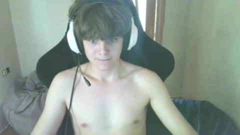abbysal_blade online show from June 2026 06:40:01 AM