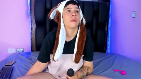 Abby Smith online show from December 2024 03:22:01 PM