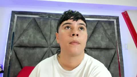 Snapshot of abbysmiitth_ chatting on April 2026 09:31:01 PM Abby Smith online show from April 2026 09:31:01 PM