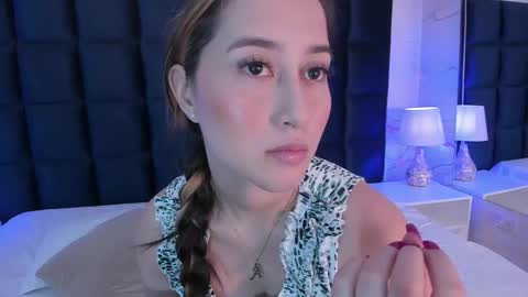 Abigail online show from November 2025 12:15:02 PM