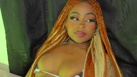 Snapshot of abdou_patric chatting on January 2025 06:02:01 AM Simone may online show from January 2025 06:02:01 AM