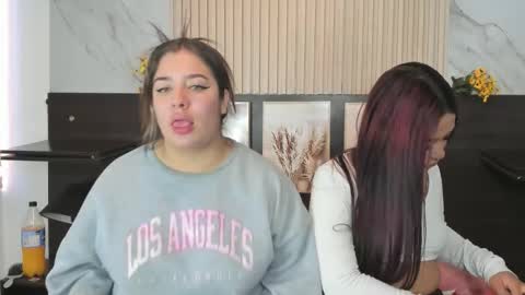 abella_as_ online show from September 2025 02:54:01 PM