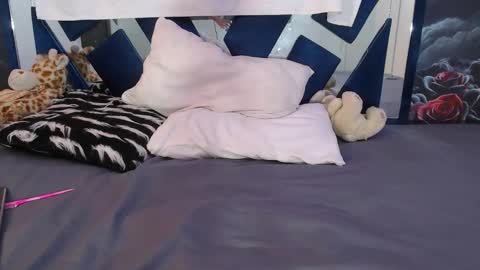 abi_mua online show from October 2025 09:50:02 PM