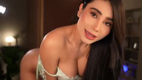 abie_owen online show from May 2026 12:16:01 AM