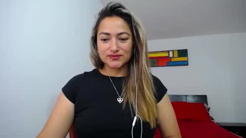 Snapshot of abie_spicy_ chatting on February 2025 12:44:02 PM ximena online show from February 2025 12:44:02 PM