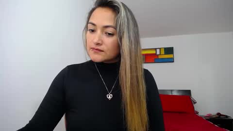 Snapshot of abie_spicy_ chatting on February 2025 04:59:01 PM ximena online show from February 2025 04:59:01 PM