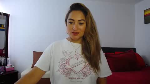 Snapshot of abie_spicy_ chatting on April 2026 12:43:01 PM ximena online show from April 2026 12:43:01 PM