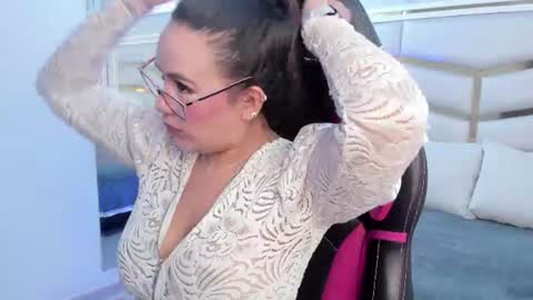 Snapshot of abiggailmonroe chatting on June 2026 11:52:01 AM Abiggail online show from June 2026 11:52:01 AM