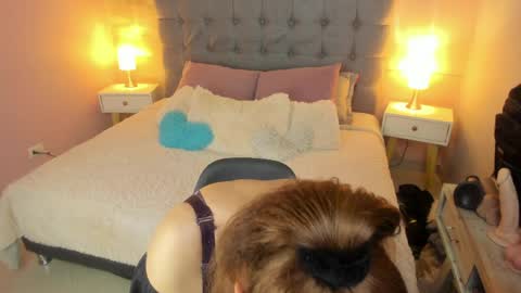 Snapshot of abril_777 chatting on March 2026 11:37:01 PM Abril 777 online show from March 2026 11:37:01 PM