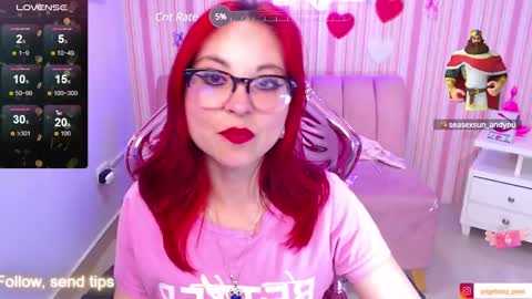 abril_ch_ online show from January 2025 01:52:02 PM